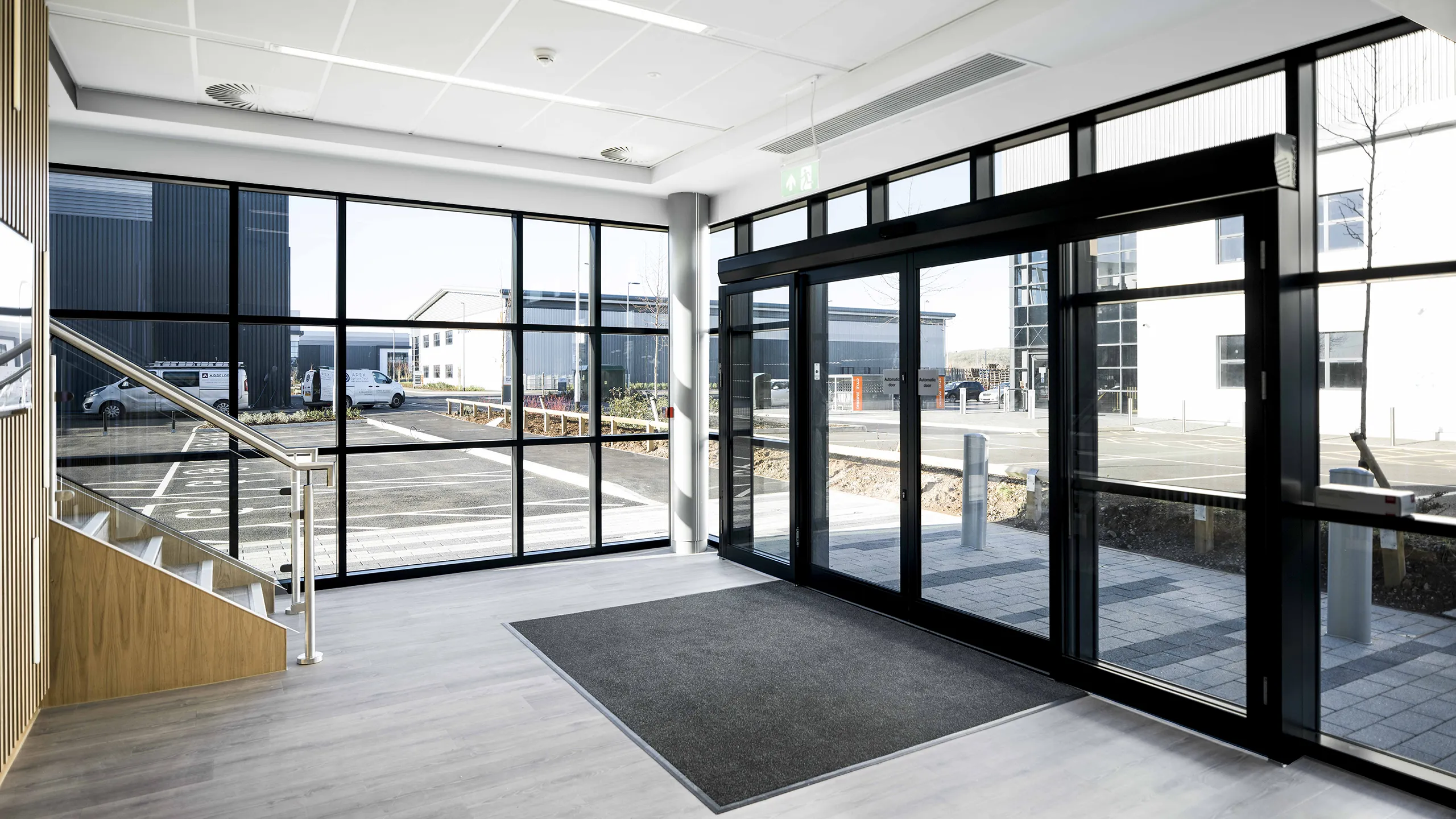 st-modwen-park-newport-unit-entrance