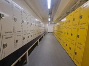 storage lockers at Skypark